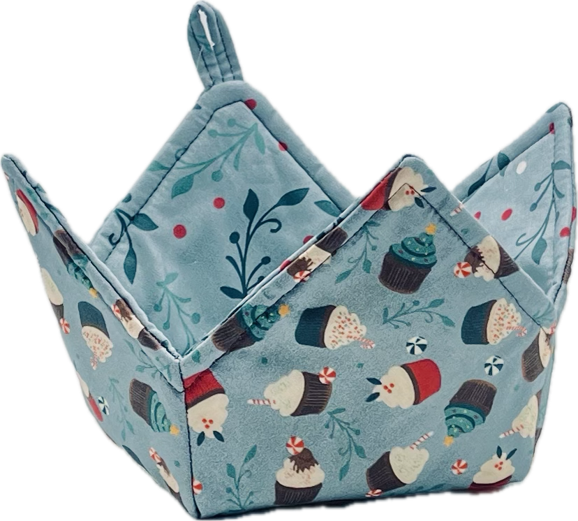 0094 - Christmas Cupcakes Small Scale Fabric bydailymiracles